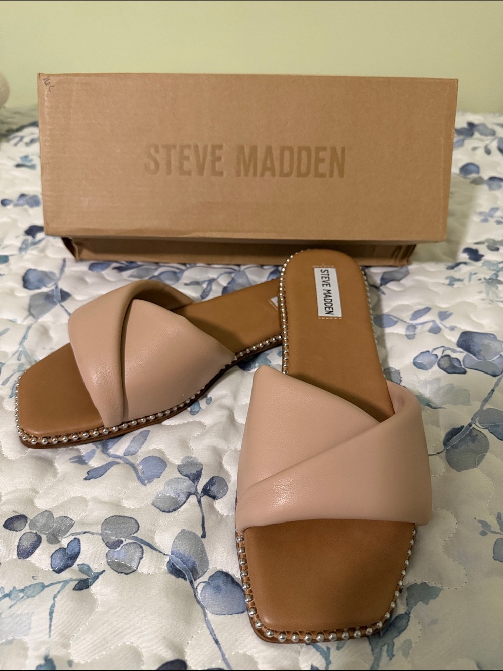 New Steve Madden Nude Crisscross Slide Sandals size 10